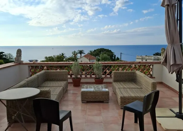 Villa Roxane *
